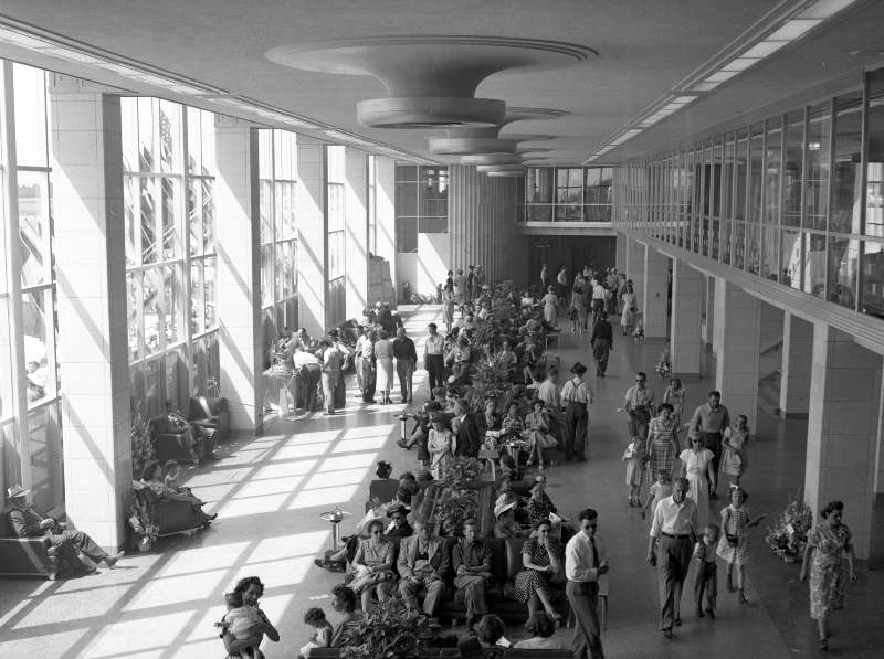 The Sea-Tac lobby in 1949