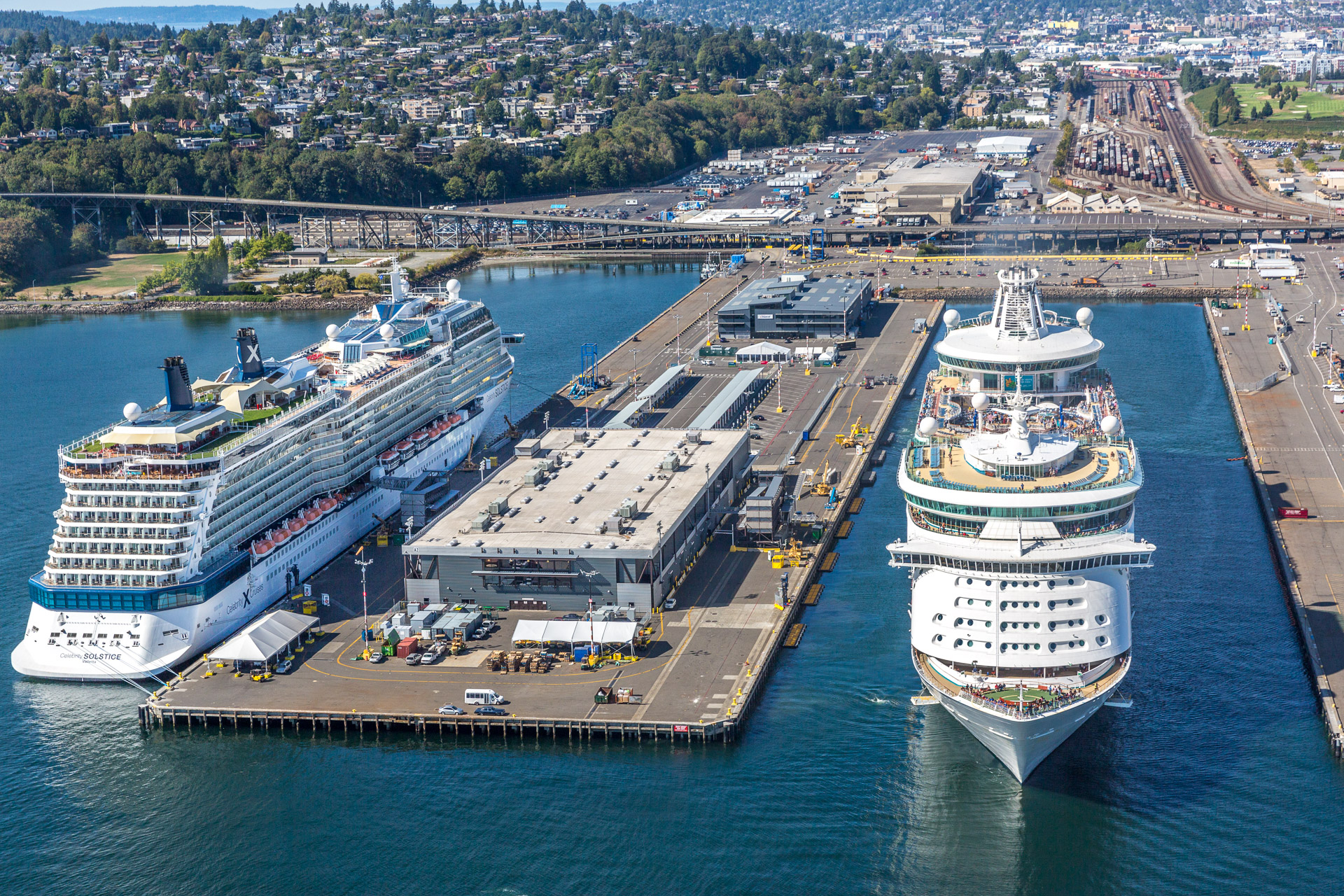 cruise ship docked in seattle