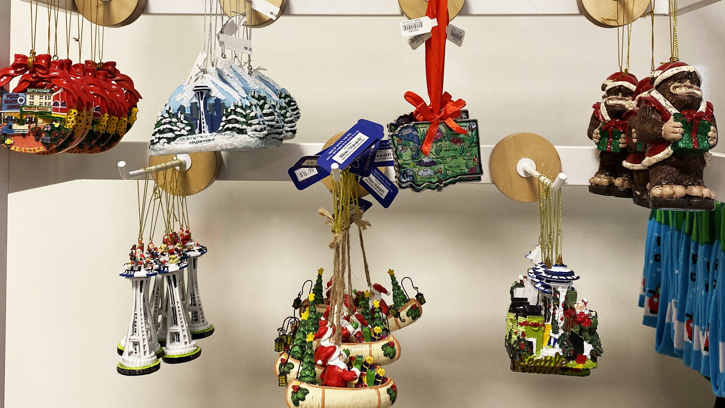Put Some SEA in their Stockings | Port of Seattle