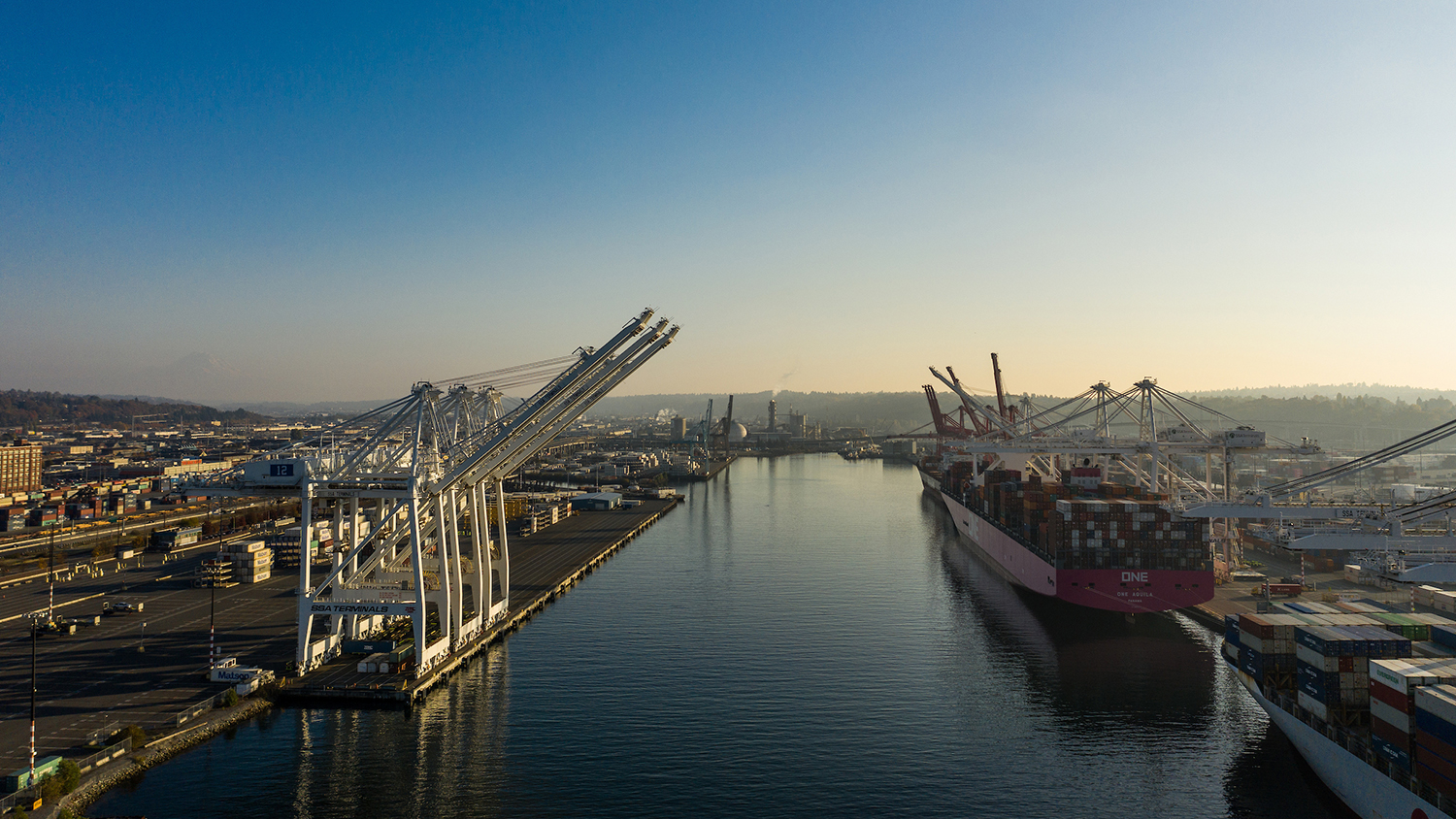 Mentors Help Maritime Startups Chart a New Course | Port of Seattle