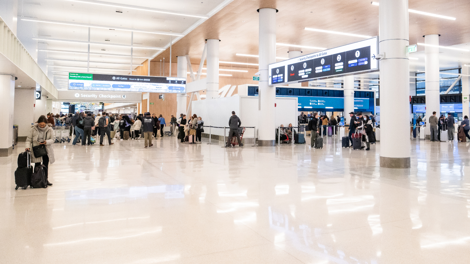 Sustainable Century and Fly Quiet Awards Highlight Sustainability Leaders in Maritime and Aviation