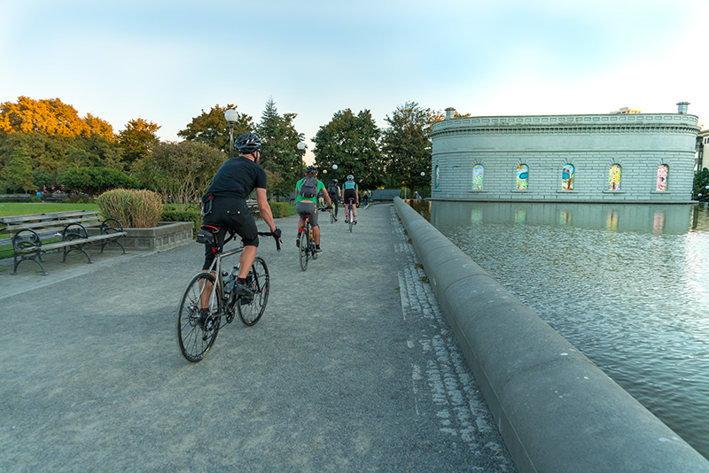 Cyclists at Cal Anderson Park