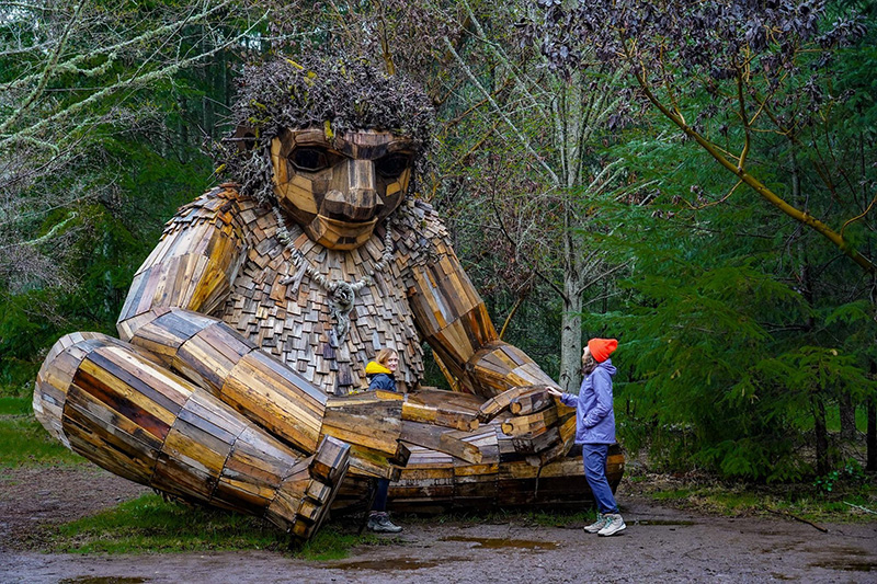 Pia the Peacekeeper Troll sculpture