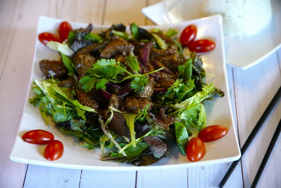 Bambuza Beef salad