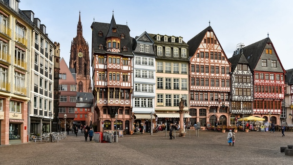 1400s town square in Frankfurt