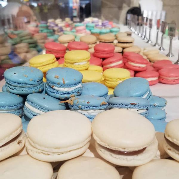 Lady Yum Macarons