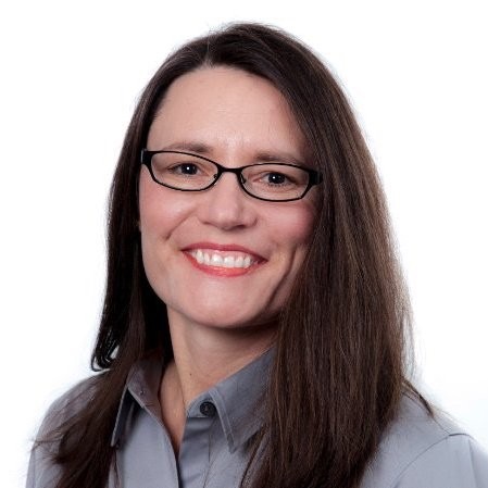 headshot of Jennifer Thuma