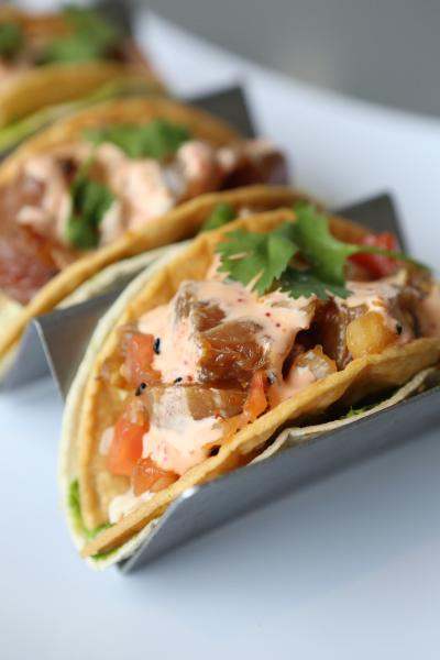 Poke tacos