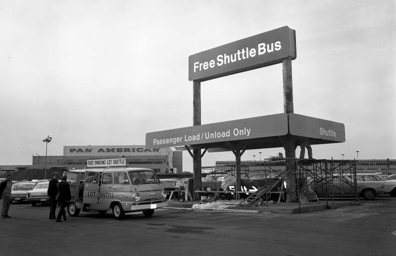 Sea-Tac Shuttle bus