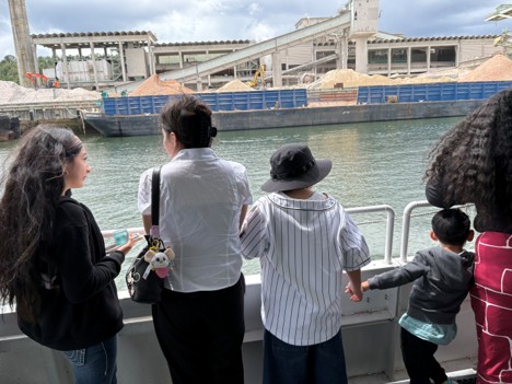 Duwamish Valley community on Multilingual Boat Tour