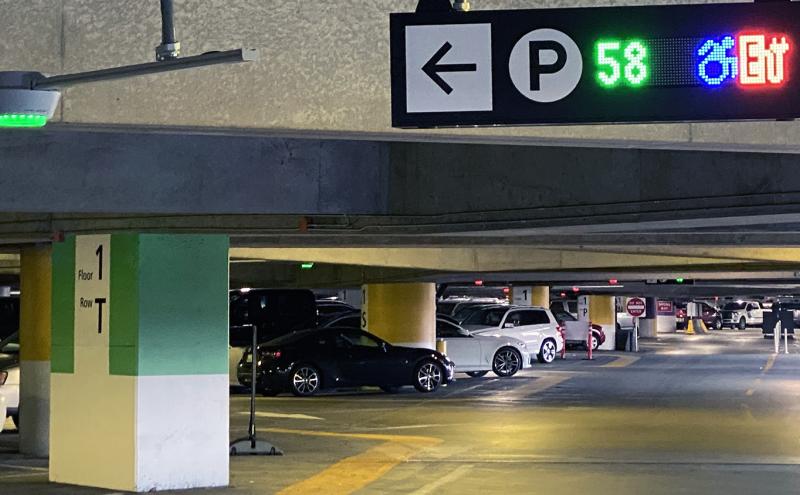 WATCH: Here's how cars are parked at Marina City