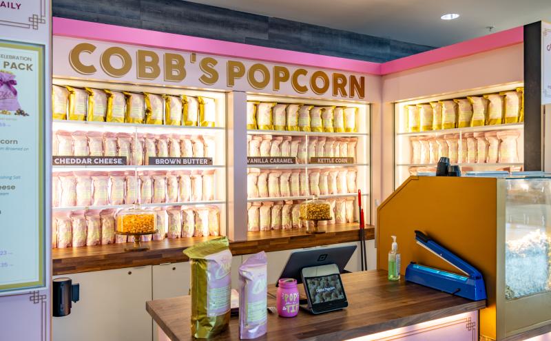 Picture of Cobb's Popcorn kiosk in Concourse A