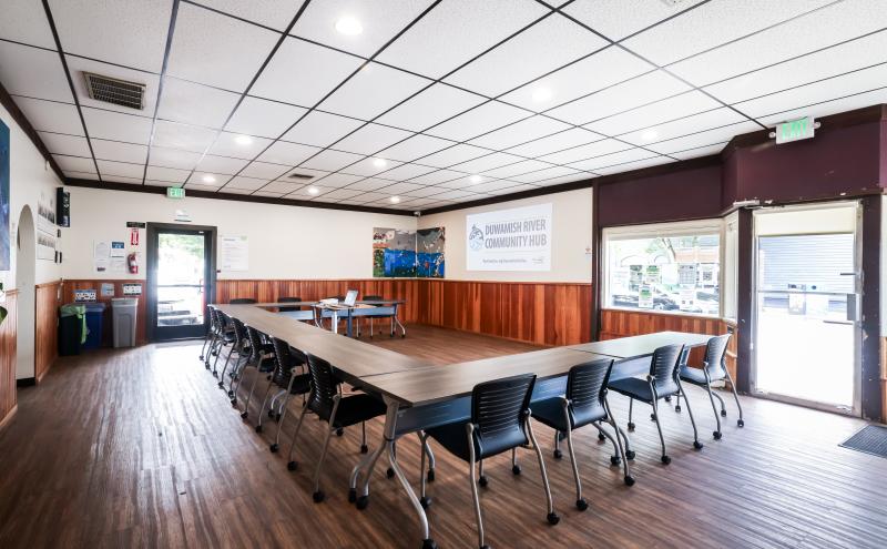 Horseshoe style layout at the Hub Cedar Room