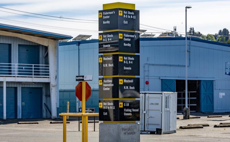 Black and yellow signage at Fishermen's Terminal parking lot