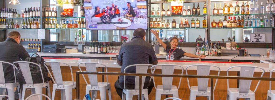 Sam Choy's Poke to the Max offers a full bar.