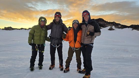 Port of Seattle Firefighters Conquer Mt. Rainier 