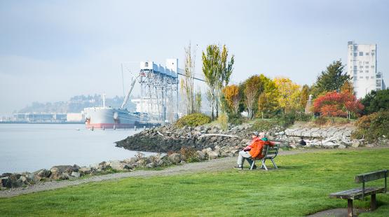 Centennial Park overlooking Elliott Bay and Grain Terminal 86, Seattle, 10/20/2018
