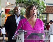 Dining and retail opportunities at Seattle-Tacoma International Airport.