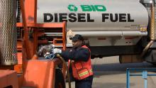 Man fills large commercial vehicle with biodiesel, Port of Seattle, March, 2006